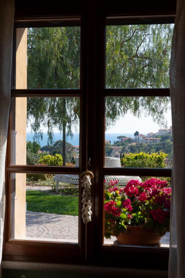 Villa Rosmarino 因佩里亚 外观 照片